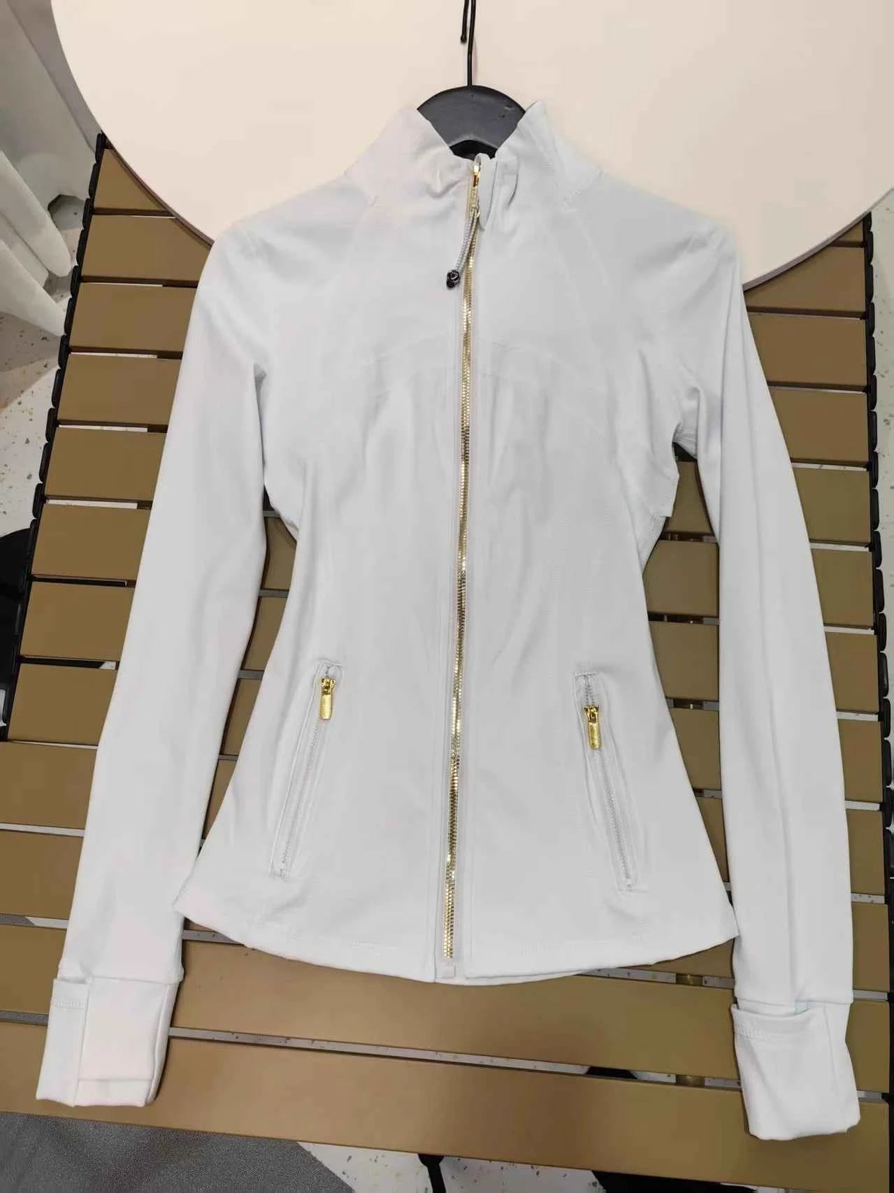 LULU FLORA Women’s Slim Fit Gold Zipper Yoga Jacket Quick‑Dry