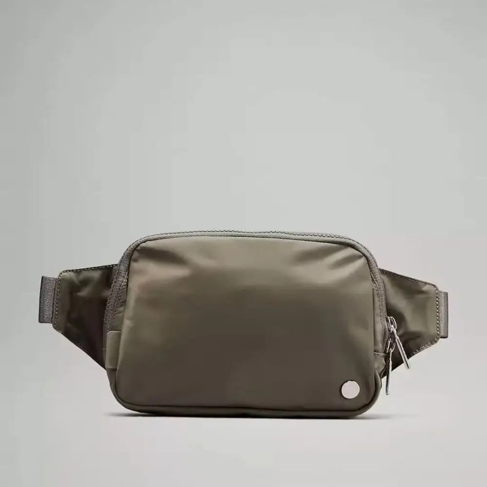 2L Waterproof Outdoor Fanny Pack Unisex Hiking Waist Bag with Zipper