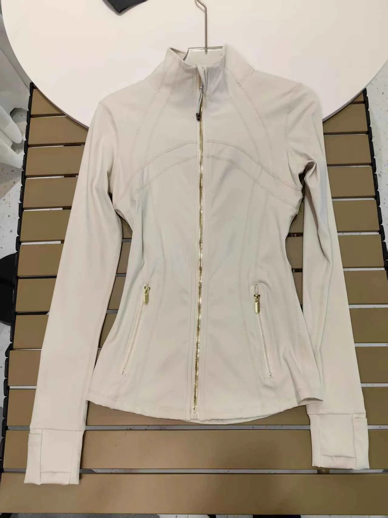 LULU FLORA Women’s Slim Fit Gold Zipper Yoga Jacket Quick‑Dry