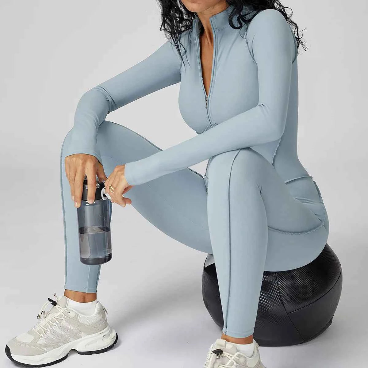 Women’s Seamless Long Sleeve Zipper Yoga Jumpsuit Slim Fit Outfit