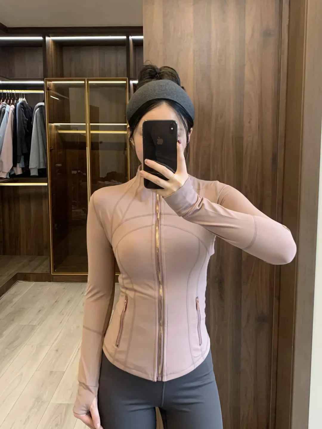 LULU FLORA Women’s Slim Fit Gold Zipper Yoga Jacket Quick‑Dry